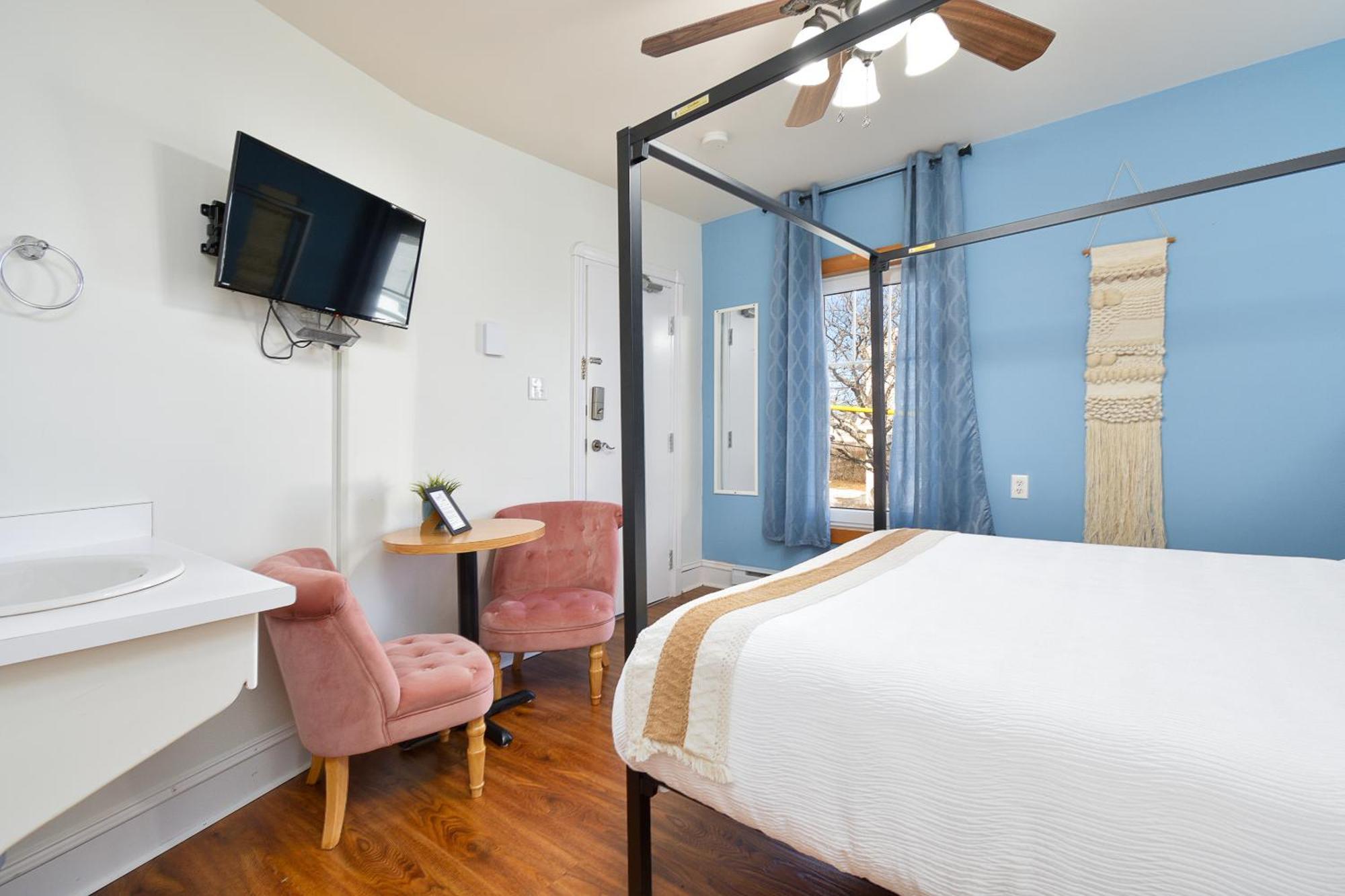 Pepperell Place Inn Inc. St. Peter's Eksteriør billede